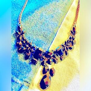 🍀🍀 2 for $20 Black necklace with black gemstones.